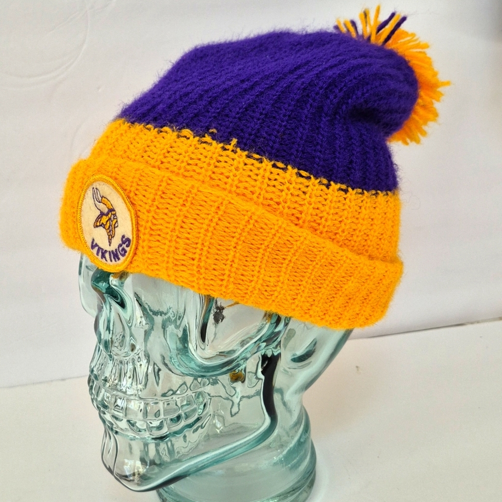 Vintage Vikings Purple and Yellow Beanie Knit Hat Cap Winter Ski Pom